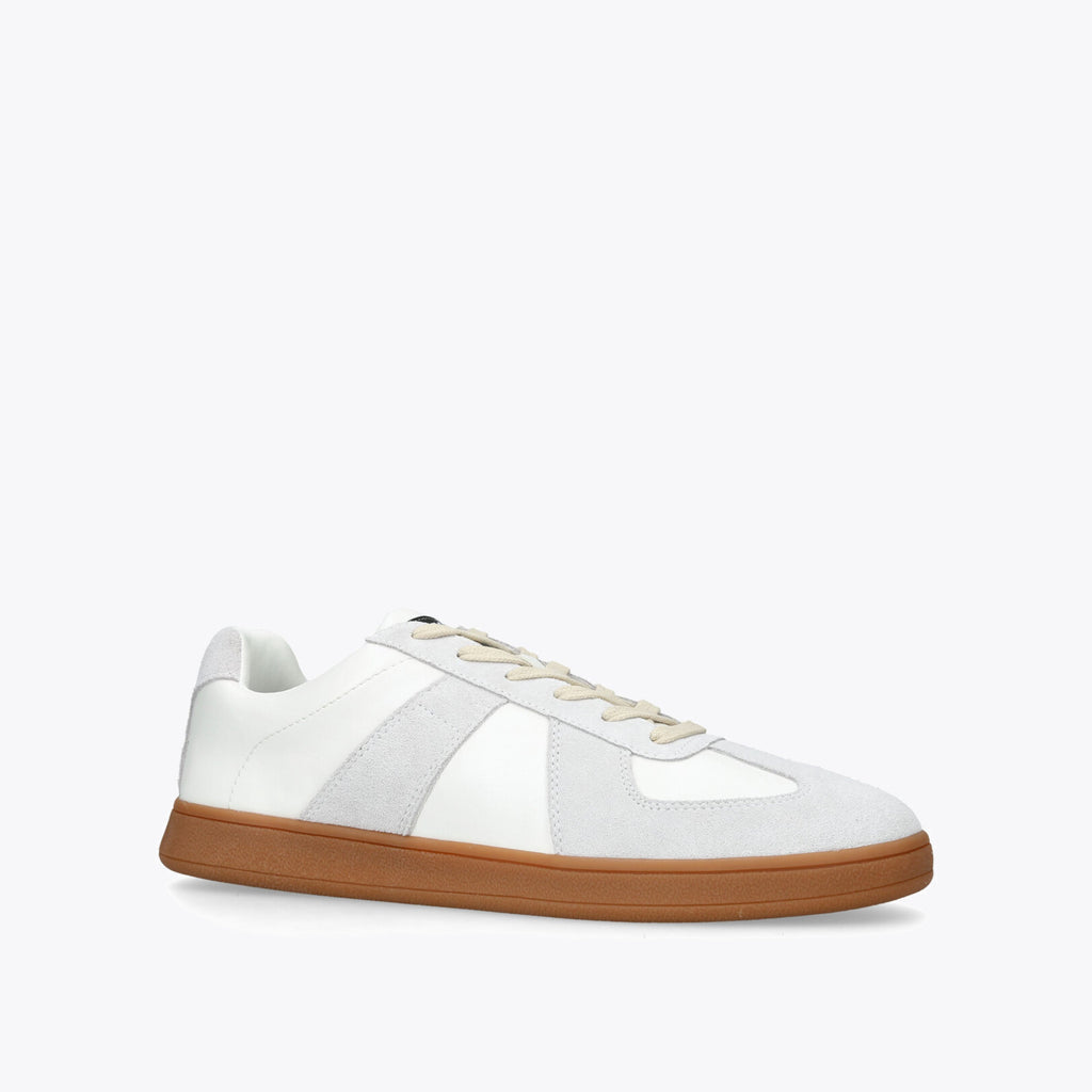 Waltor White