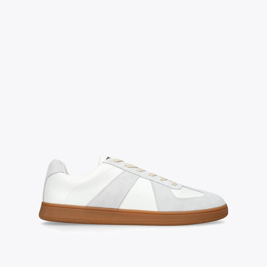 Waltor White
